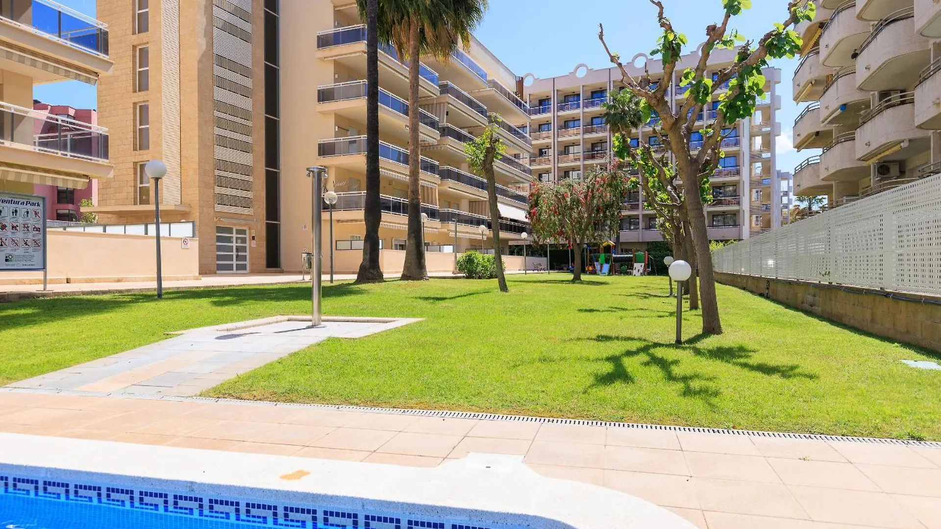 Ventura 2 Planet Costa Dorada Apartment Salou Spain