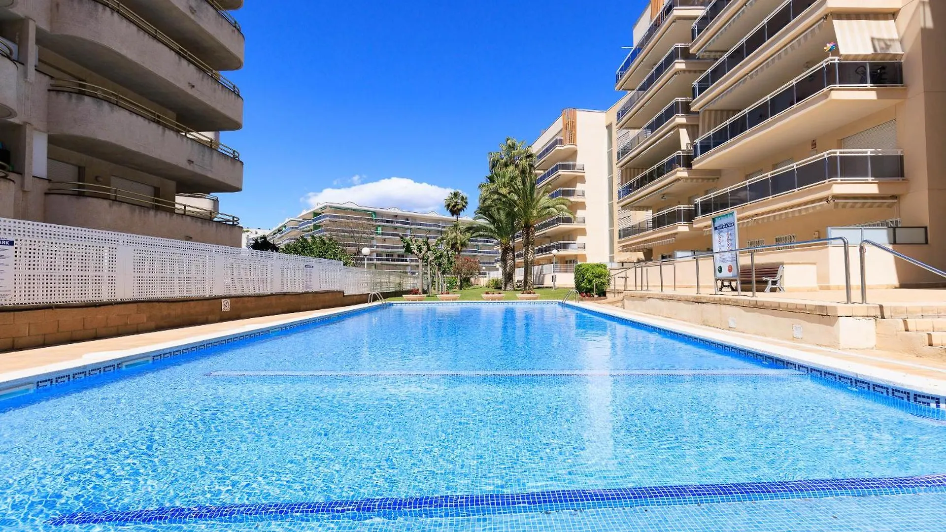 Ventura 2 Planet Costa Dorada Apartment Salou Spain