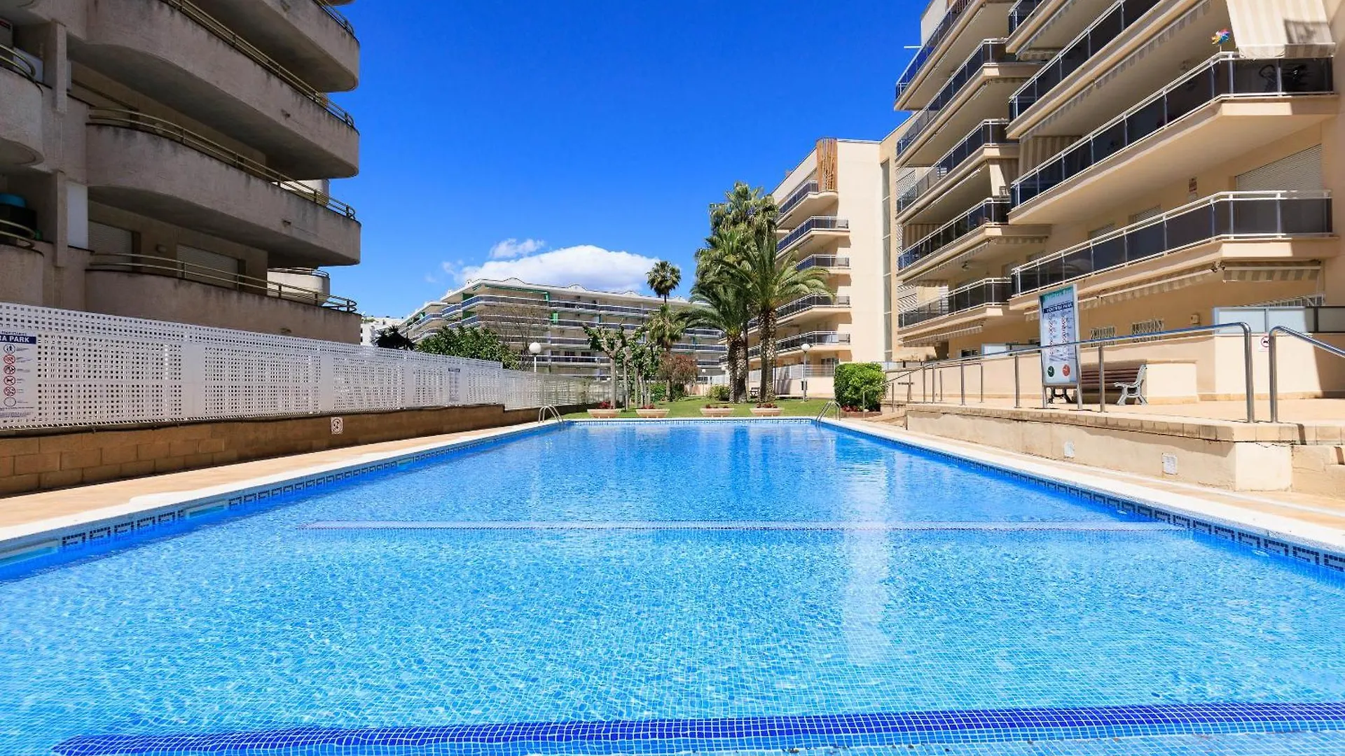 Ventura 2 Planet Costa Dorada Apartment Salou Spain